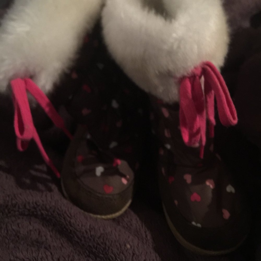 EUC 12-18 months winter boots size 6